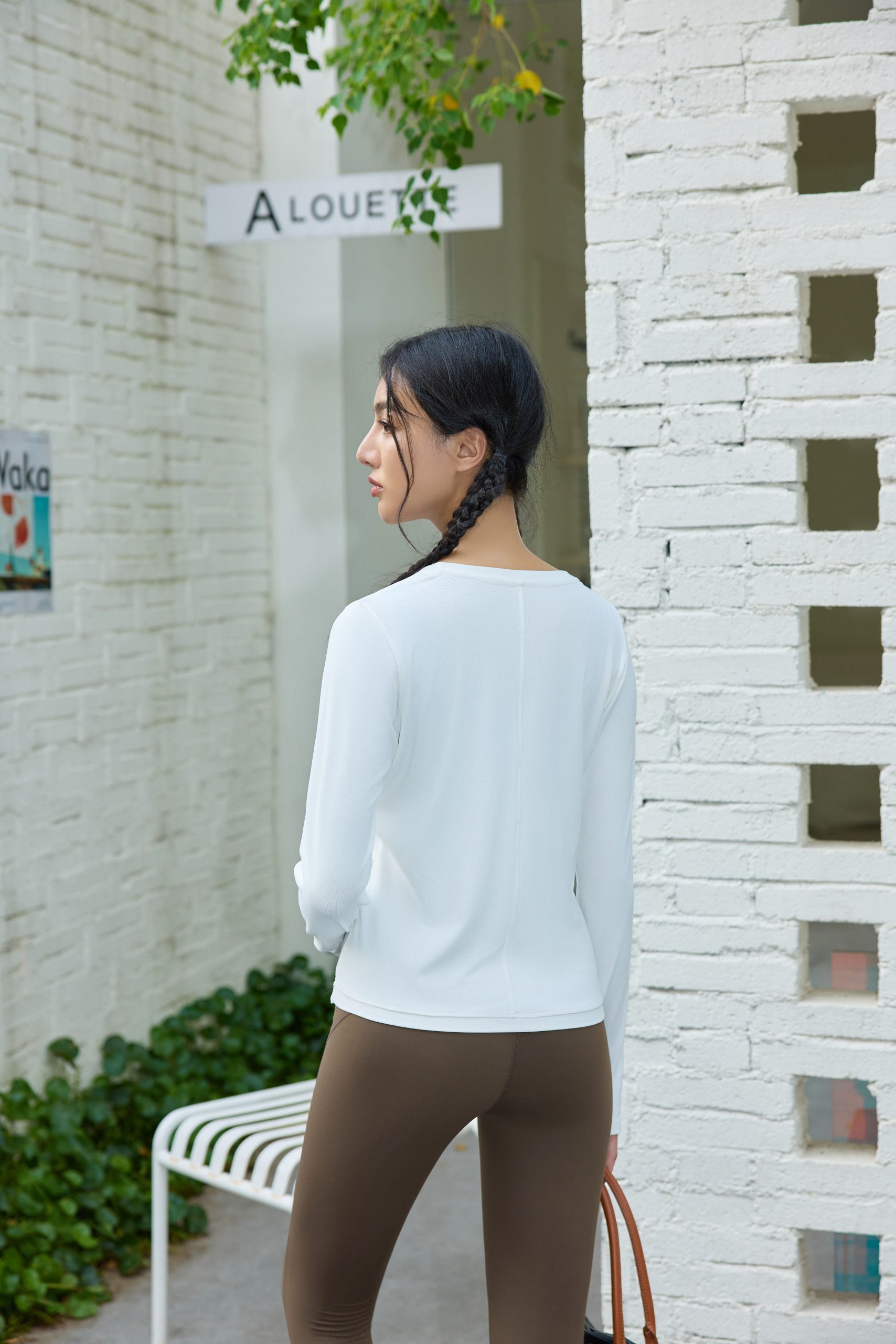 IMG_2813-scaled-1.jpg UTPALA Ultralight Waist-Length Long Sleeve T-shirt - 24TS307 - Image 4